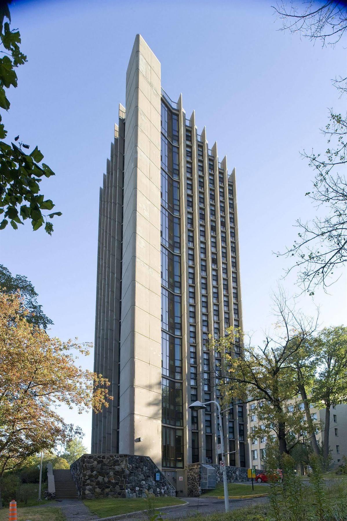 Zum Auberge D'Ete - Universite De 蒙特利尔 外观 照片